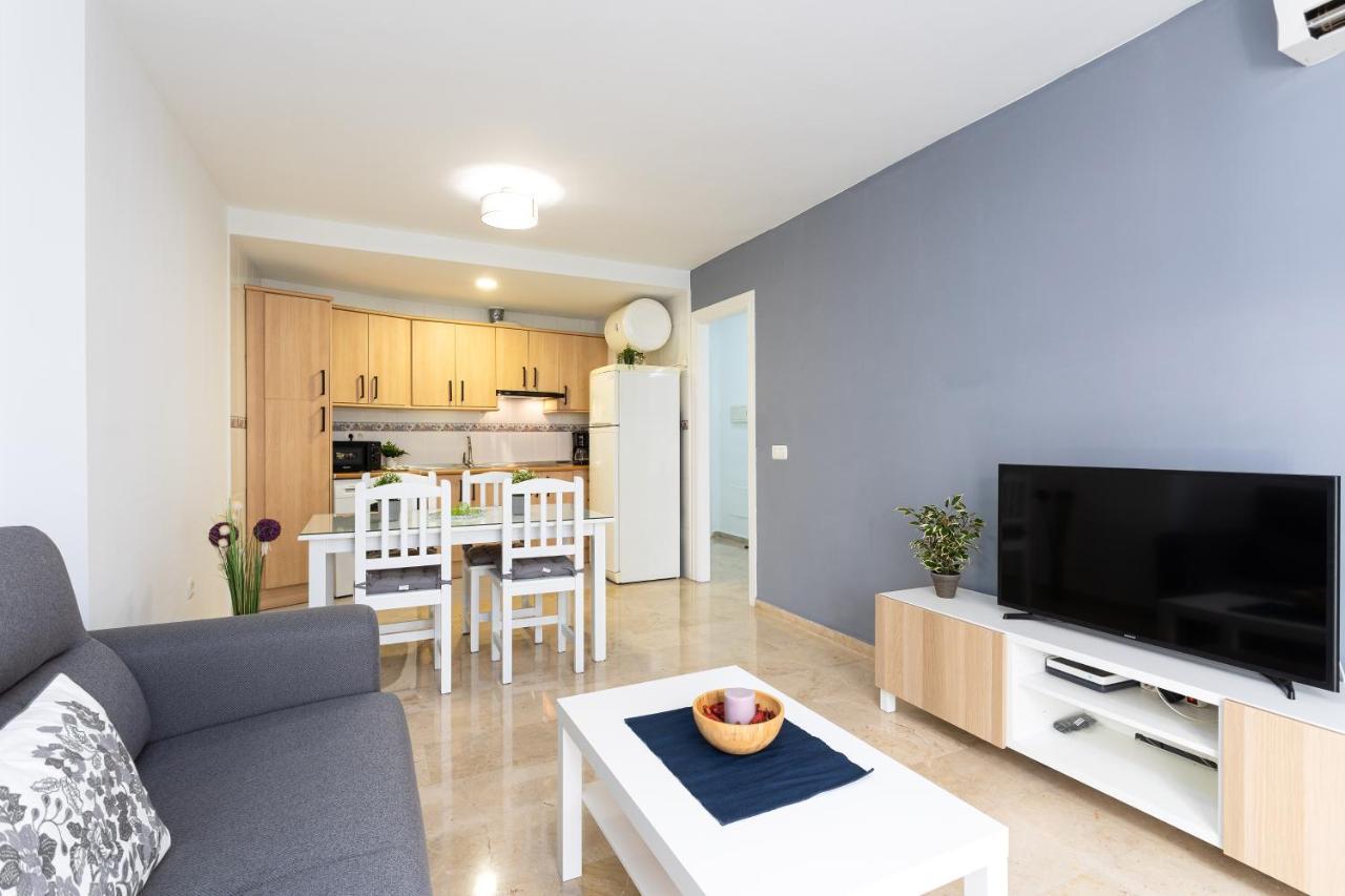 Holidays2Malaga Capuchinos French Balconies, Private Parking, Wifi & Air Con Eksteriør billede